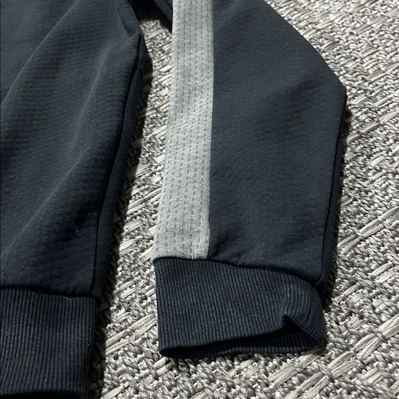 Puma | Black & Grey Full Zip Sweater - Picture 8 of 8